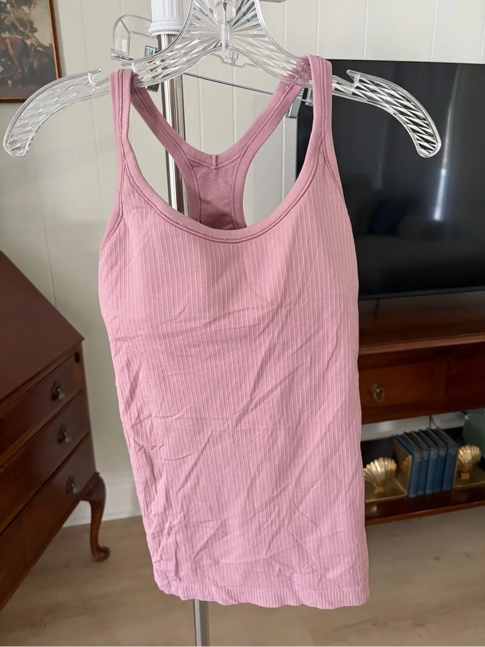 Lululemon Women’s Ribbed Pink Racerback Tank Top